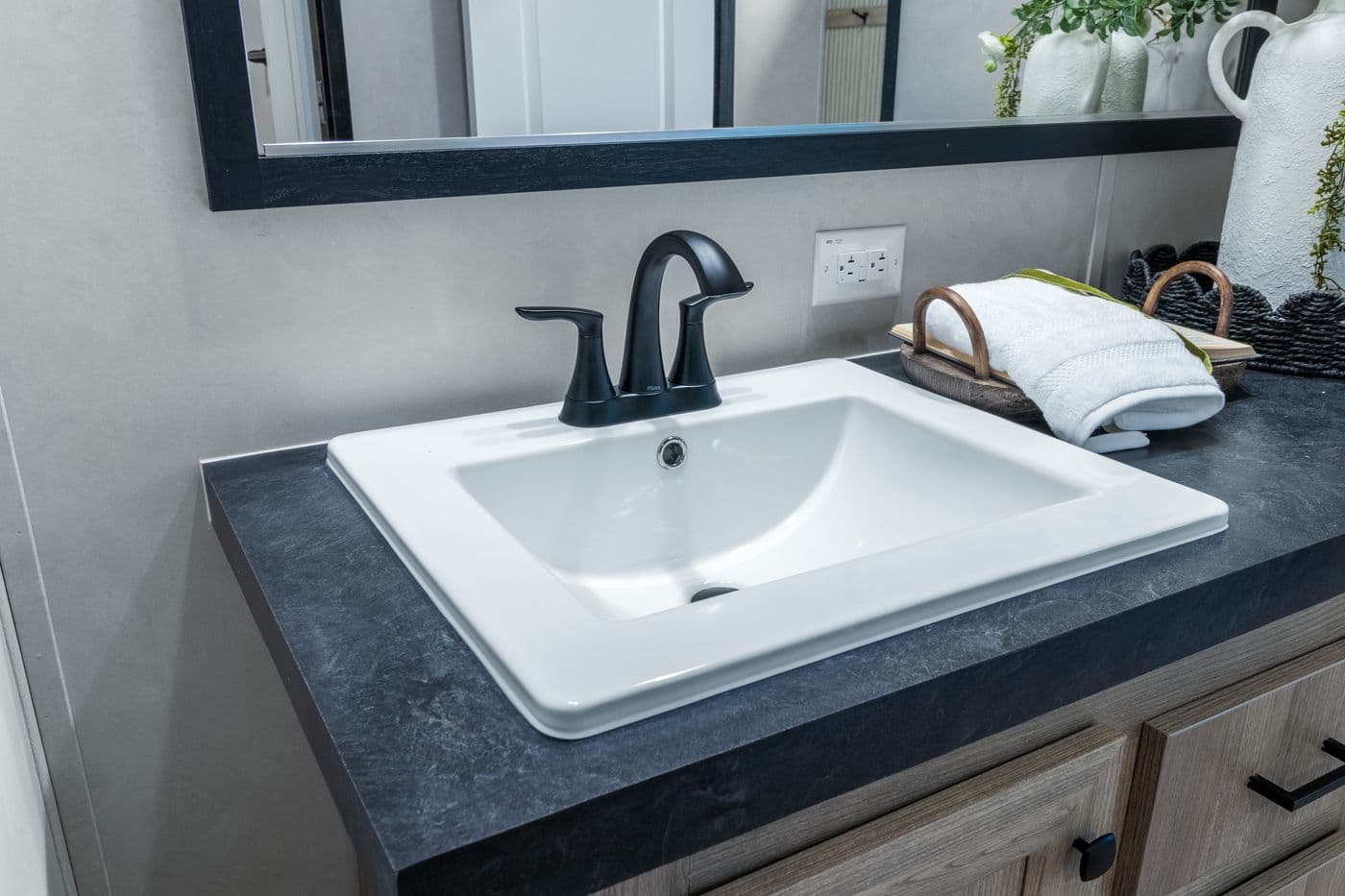 Odyssey  home features