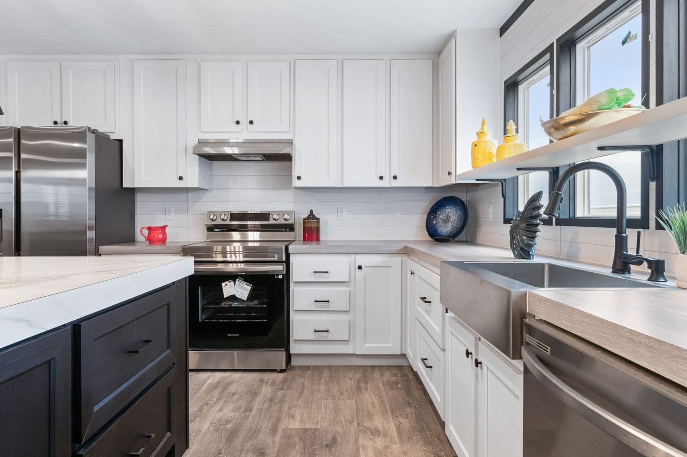 Hercules kitchen home features
