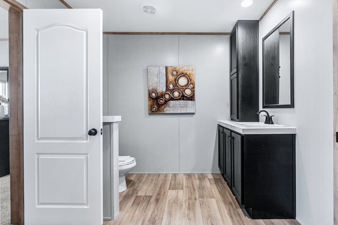 Anatolia bathroom home features