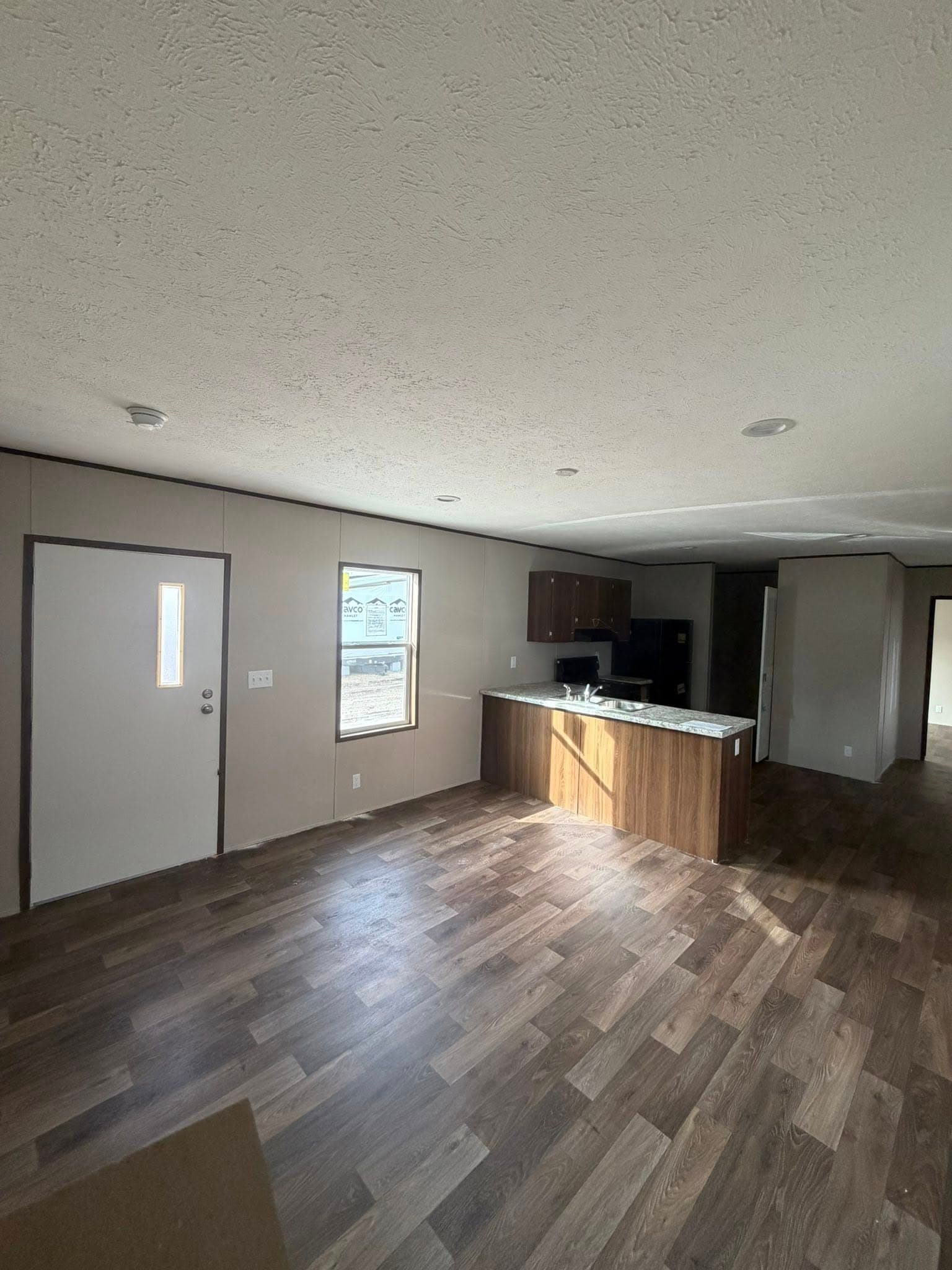 Hickory  home features