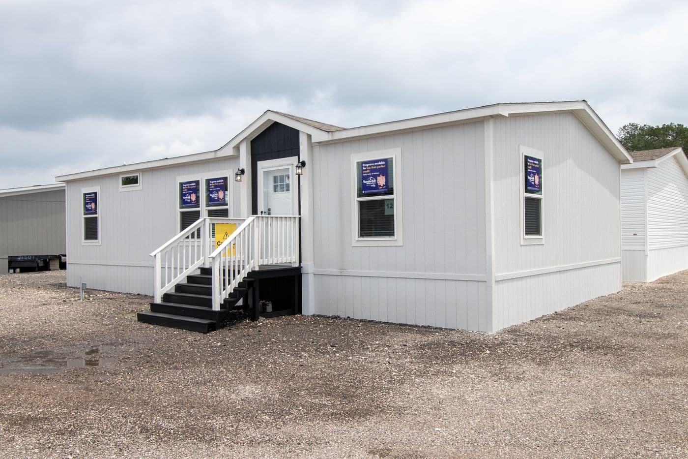 The real deal exterior home features