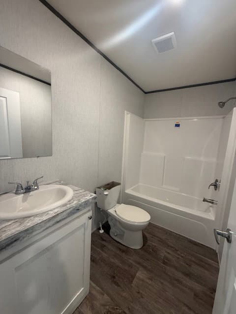 Bahama  home features