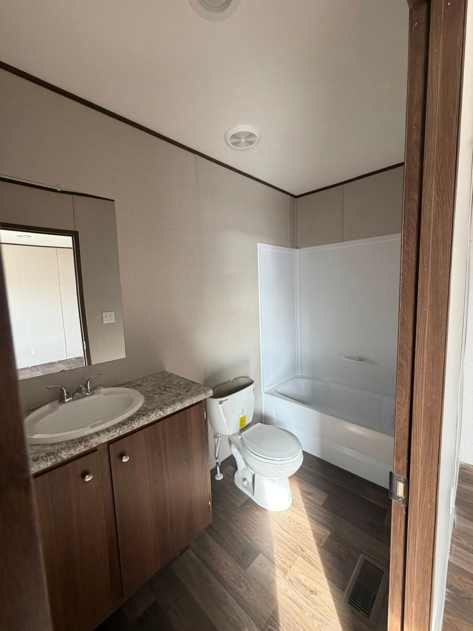 Hickory  home features