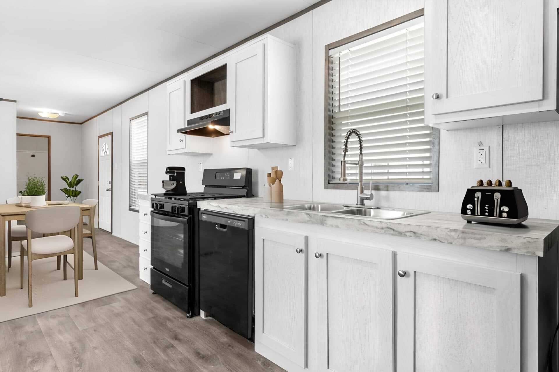Molly hero and kitchen home features